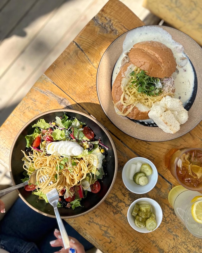 Thưởng thức ẩm thực nhẹ nhàng, lành mạnh với món chay tại đảo Nami. Nguồn: anaffairwithfood