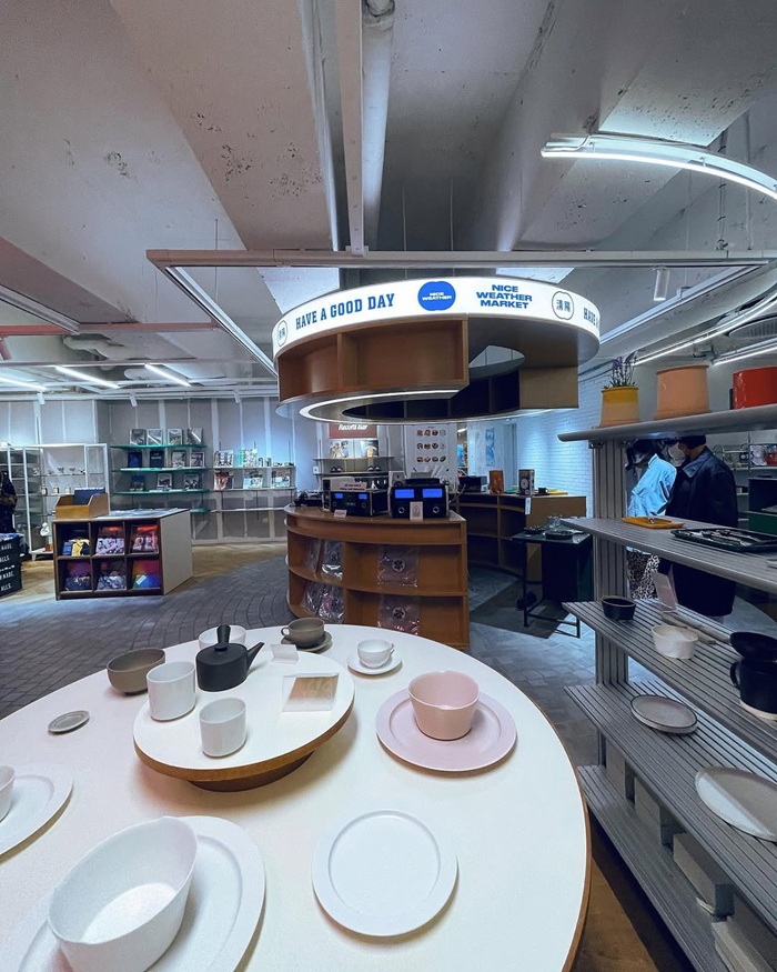 Garosugil – con phố phong cách nhất Seoul, nổi tiếng với những cửa hiệu độc lạ. Nguồn: reivallejo
