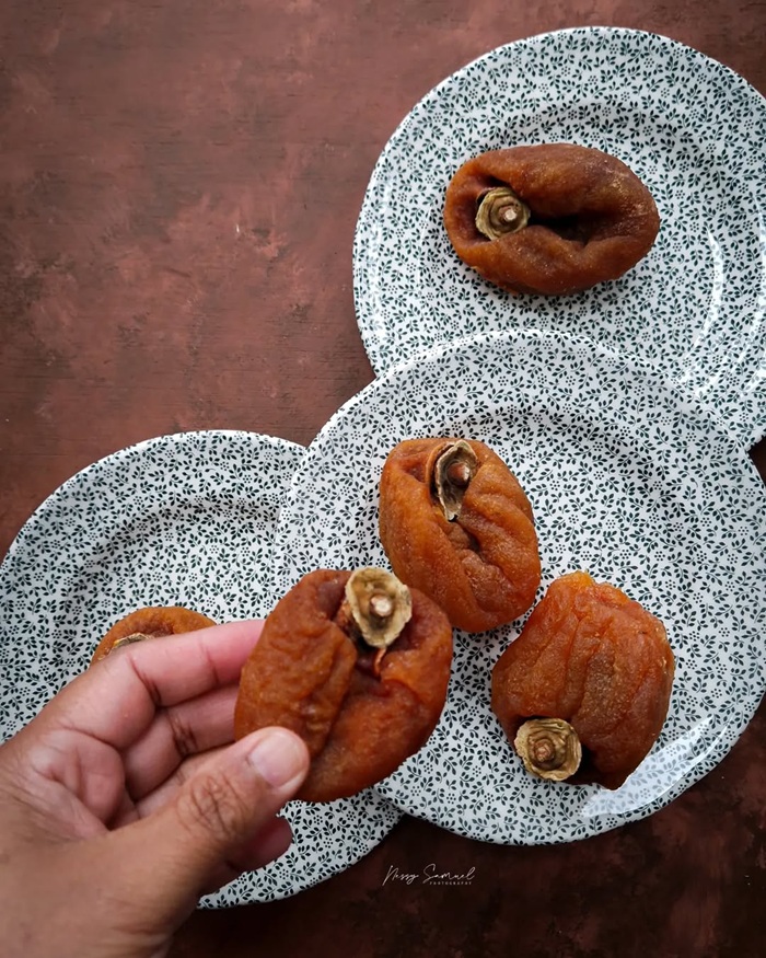 Trải nghiệm vị ngọt tự nhiên từ hồng chín mọng phơi gió của món Gotgam. Nguồn: nessysam